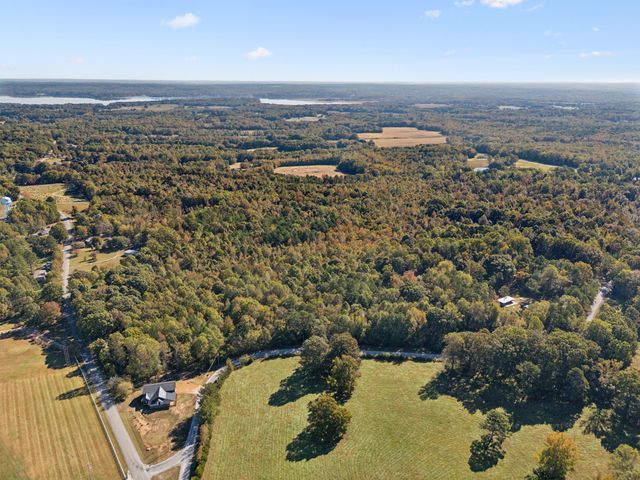 534 Whitney Branch Rd, Springville, TN 38256
