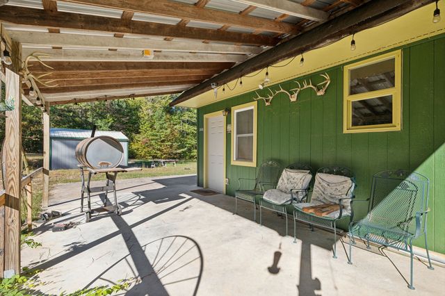 534 Whitney Branch Rd, Springville, TN 38256
