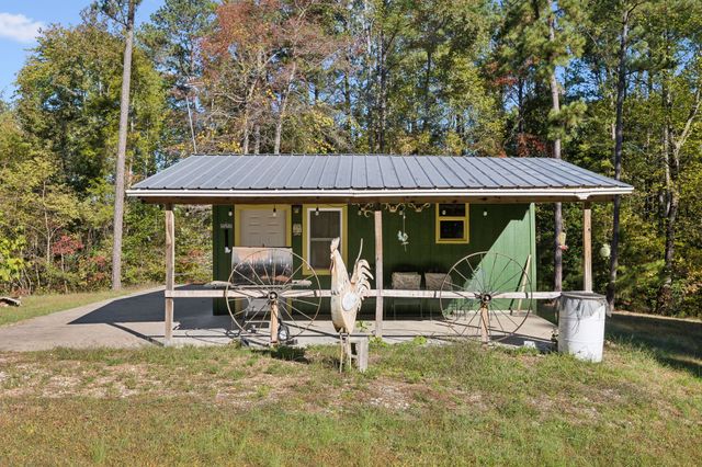 534 Whitney Branch Rd, Springville, TN 38256