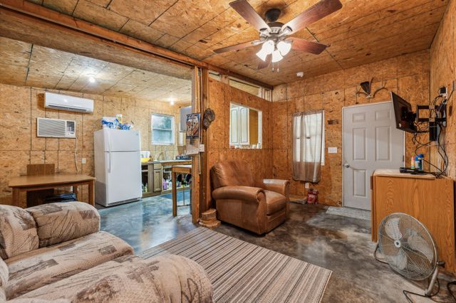 534 Whitney Branch Rd, Springville, TN 38256