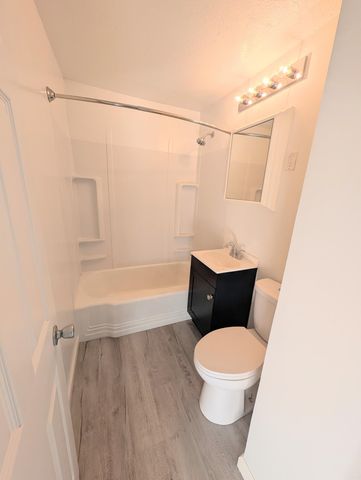 1217 Main Avenue, Moorhead, MN 56560