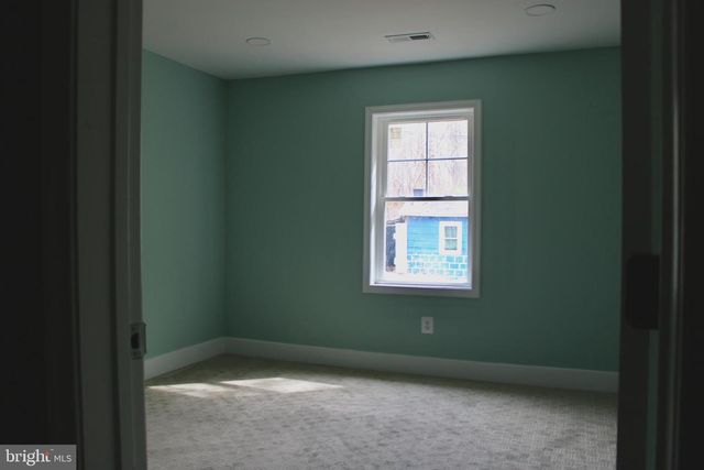 7235 MACEDONIA RD, Woodford, VA 22580