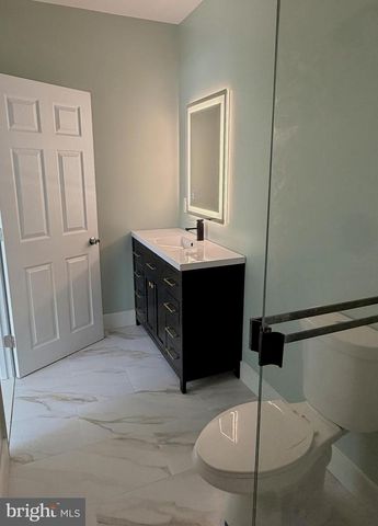 7235 MACEDONIA RD, Woodford, VA 22580