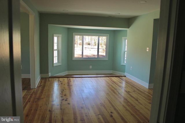 7235 MACEDONIA RD, Woodford, VA 22580