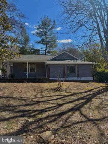 7235 MACEDONIA RD, Woodford, VA 22580