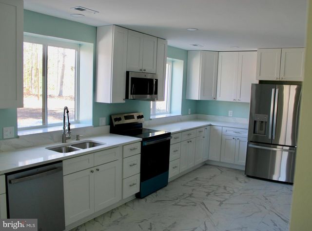 7235 MACEDONIA RD, Woodford, VA 22580