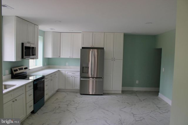 7235 MACEDONIA RD, Woodford, VA 22580