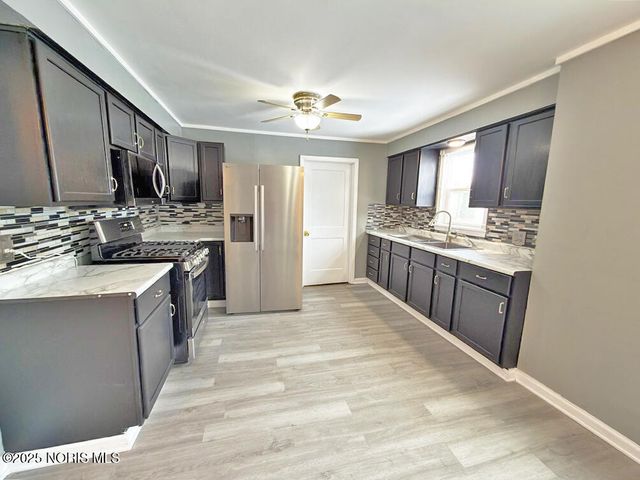 177 Bierley Avenue, Pemberville, OH 43450