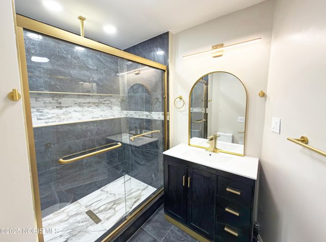 177 Bierley Avenue, Pemberville, OH 43450