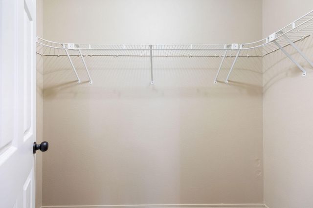 4140 Oakwood Road, Merriam Woods, MO 65740