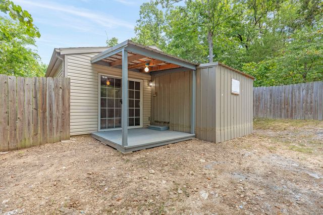 4140 Oakwood Road, Merriam Woods, MO 65740