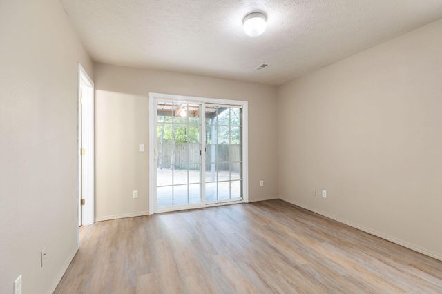 4140 Oakwood Road, Merriam Woods, MO 65740