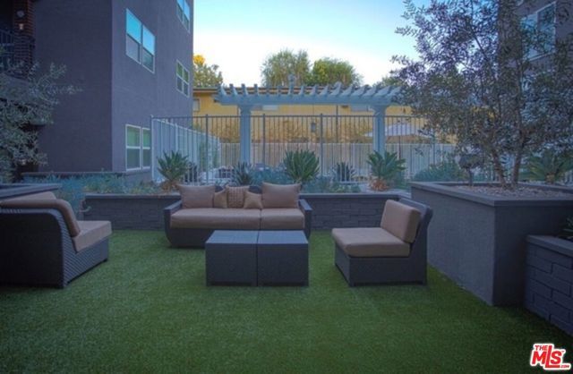 11925 Kling Street 212, Valley Village, CA 91607