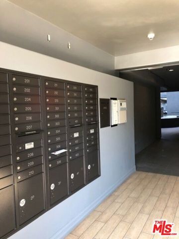 11925 Kling Street 212, Valley Village, CA 91607