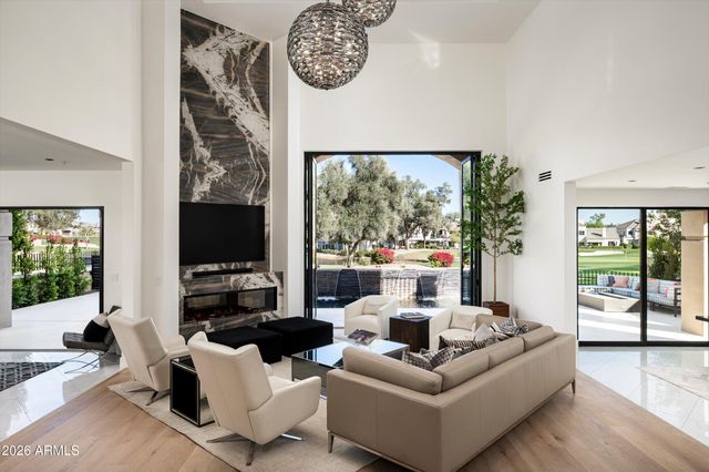 7323 E GAINEY RANCH Road 3, Scottsdale, AZ 85258