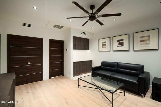 7323 E GAINEY RANCH Road 3, Scottsdale, AZ 85258