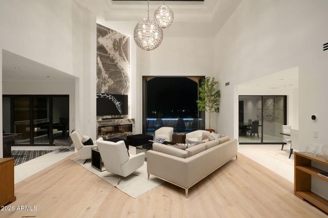 7323 E GAINEY RANCH Road 3, Scottsdale, AZ 85258