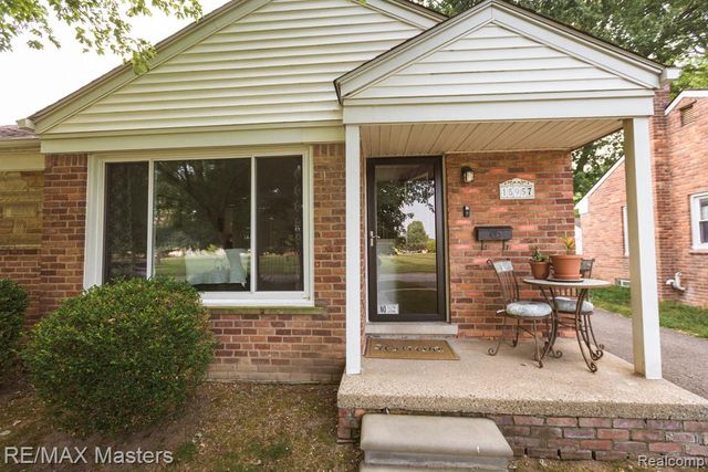 15957 Fox, Redford Charter Township, MI 48239