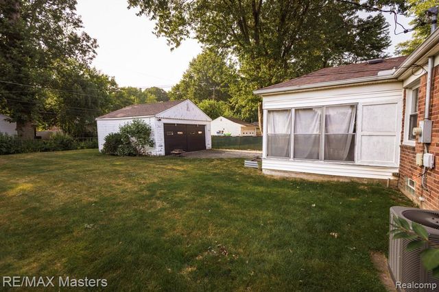 15957 Fox, Redford Charter Township, MI 48239