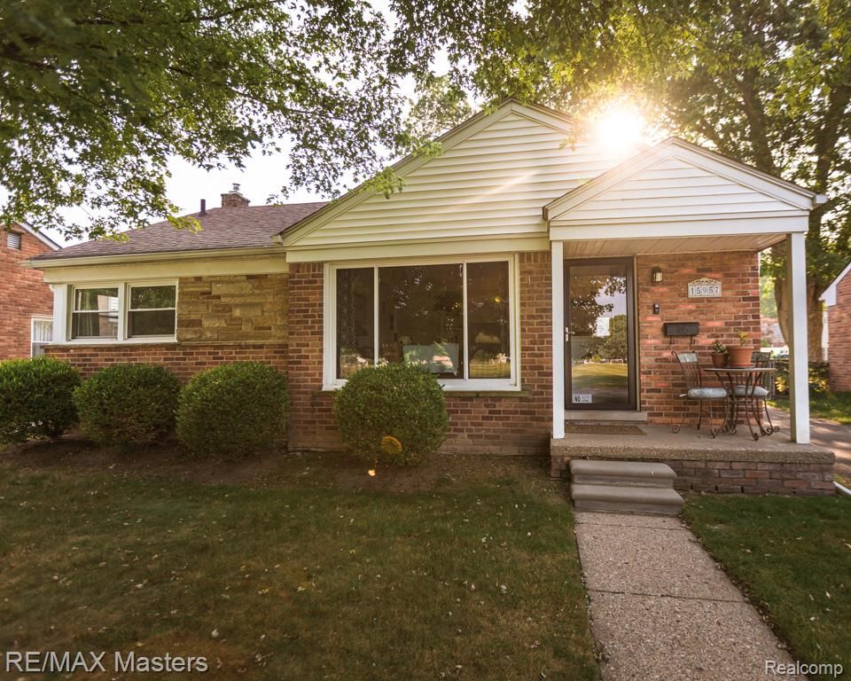 15957 Fox, Redford Charter Township, MI 48239