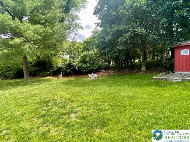 6278 Glen Road, Coopersburg Boro, PA 18036