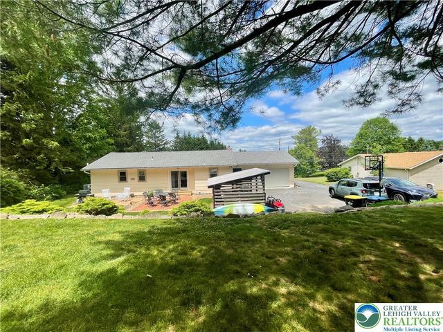 6278 Glen Road, Coopersburg Boro, PA 18036