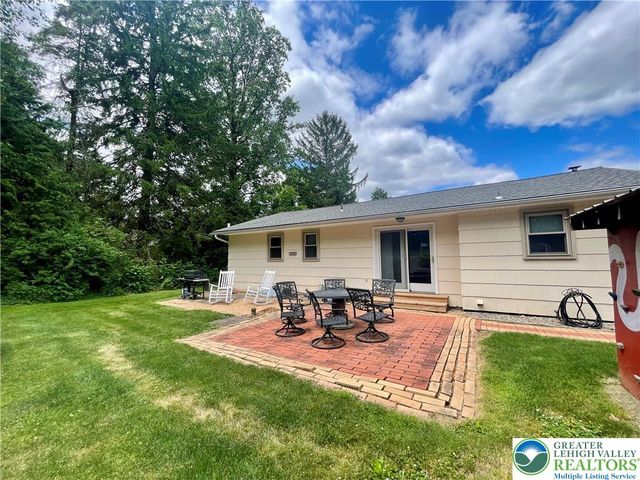 6278 Glen Road, Coopersburg Boro, PA 18036