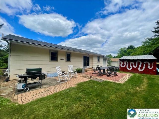 6278 Glen Road, Coopersburg Boro, PA 18036