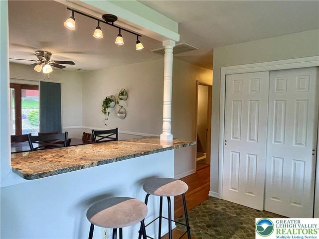 6278 Glen Road, Coopersburg Boro, PA 18036