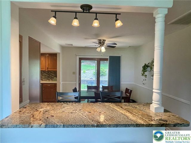 6278 Glen Road, Coopersburg Boro, PA 18036