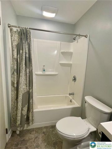 6278 Glen Road, Coopersburg Boro, PA 18036