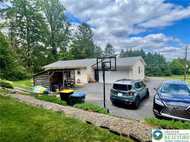 6278 Glen Road, Coopersburg Boro, PA 18036