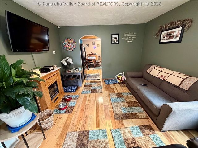 778 Campbells Creek Drive, Malden, WV 25306