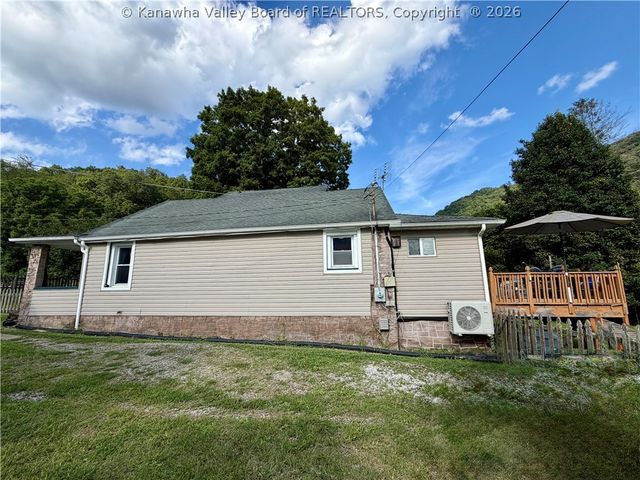 778 Campbells Creek Drive, Malden, WV 25306