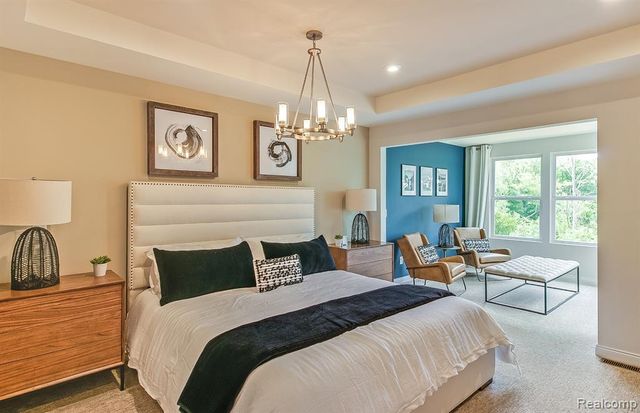 1462 Superior Drive, Milford, MI 48381