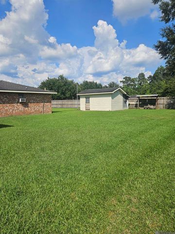 220 S Ida Ave, Gonzales, LA 70737
