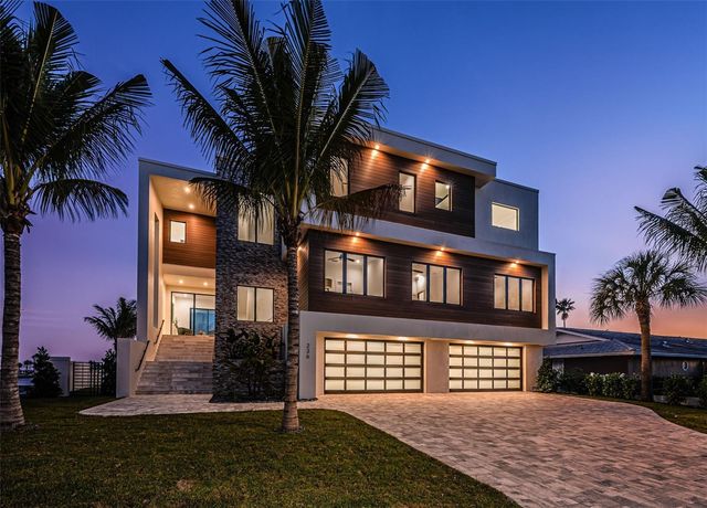 236 HOWARD DRIVE, Belleair Beach, FL 33786