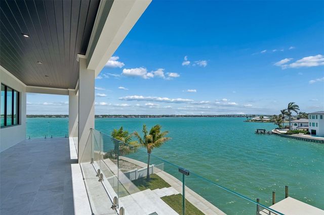 236 HOWARD DRIVE, Belleair Beach, FL 33786