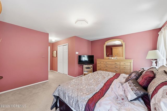 8 Rothwell Drive 8A, Monroe, NJ 08831