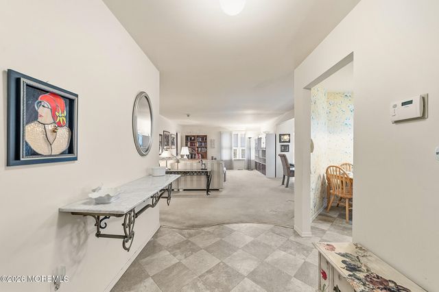 8 Rothwell Drive 8A, Monroe, NJ 08831