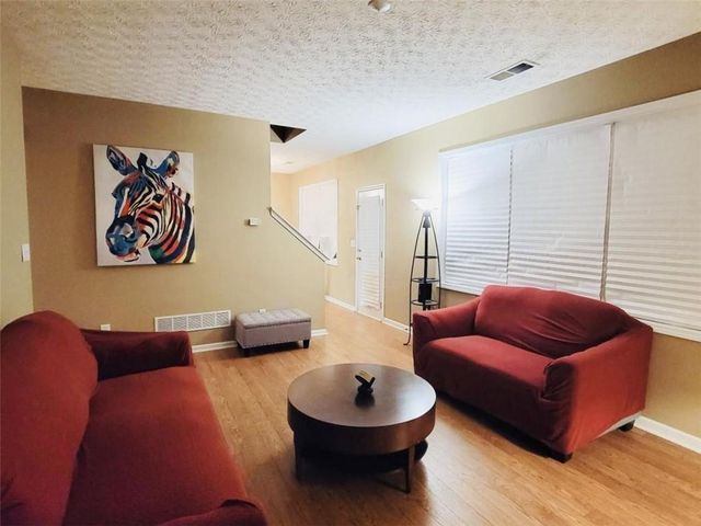 6904 Silver Bend Place, Austell, GA 30168