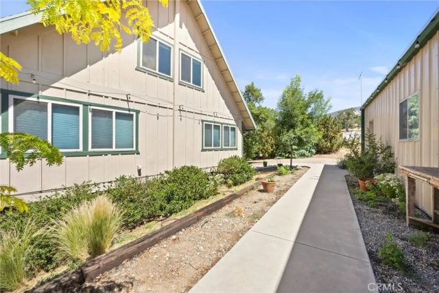 23740 Lakeview, Tehachapi, CA 93561