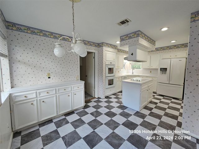 13306 Holston Hills Drive, Houston, TX 77069