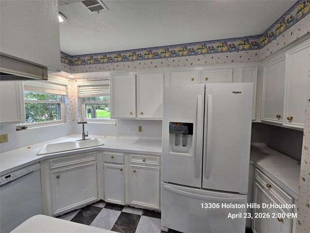 13306 Holston Hills Drive, Houston, TX 77069