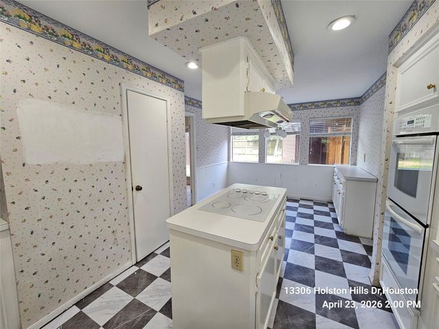 13306 Holston Hills Drive, Houston, TX 77069
