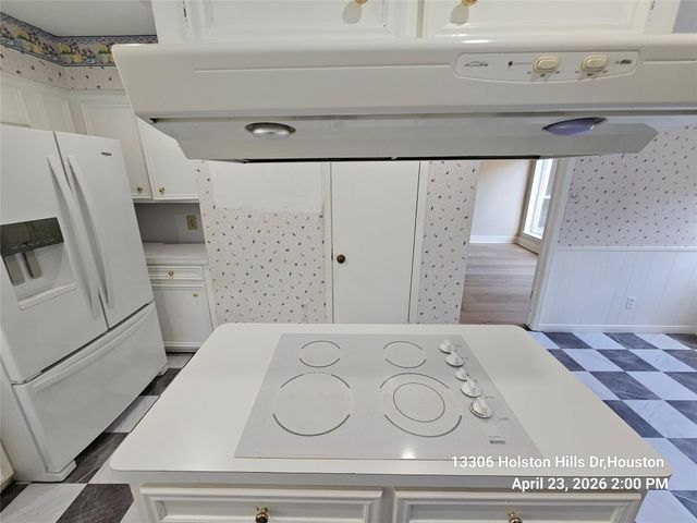 13306 Holston Hills Drive, Houston, TX 77069