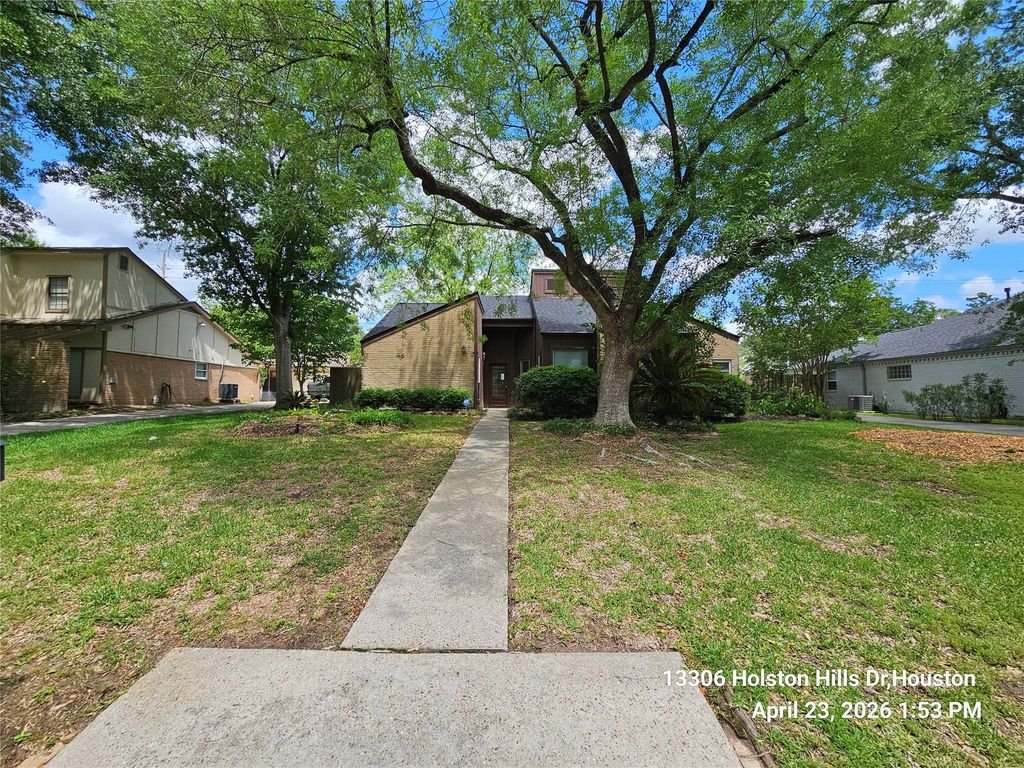13306 Holston Hills Drive, Houston, TX 77069