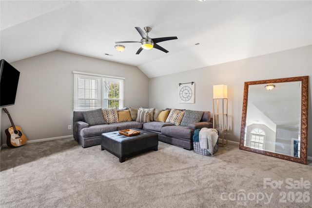 8520 Newton Lane, Charlotte, NC 28277