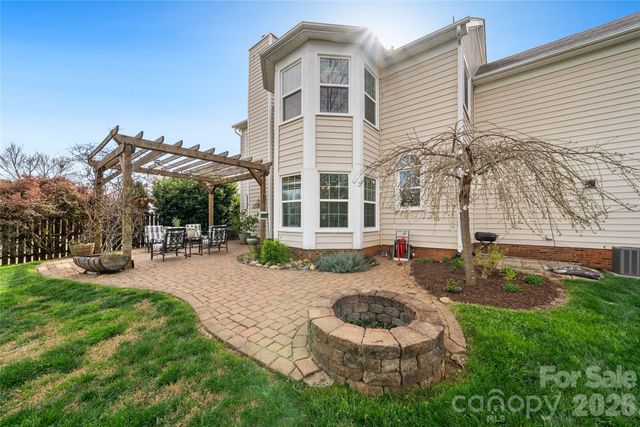 8520 Newton Lane, Charlotte, NC 28277