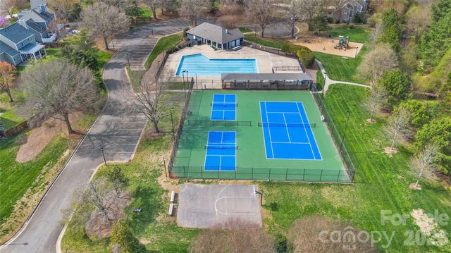 8520 Newton Lane, Charlotte, NC 28277